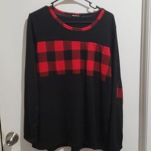 2xl black and red Buffalo plaid long sleeve blouse